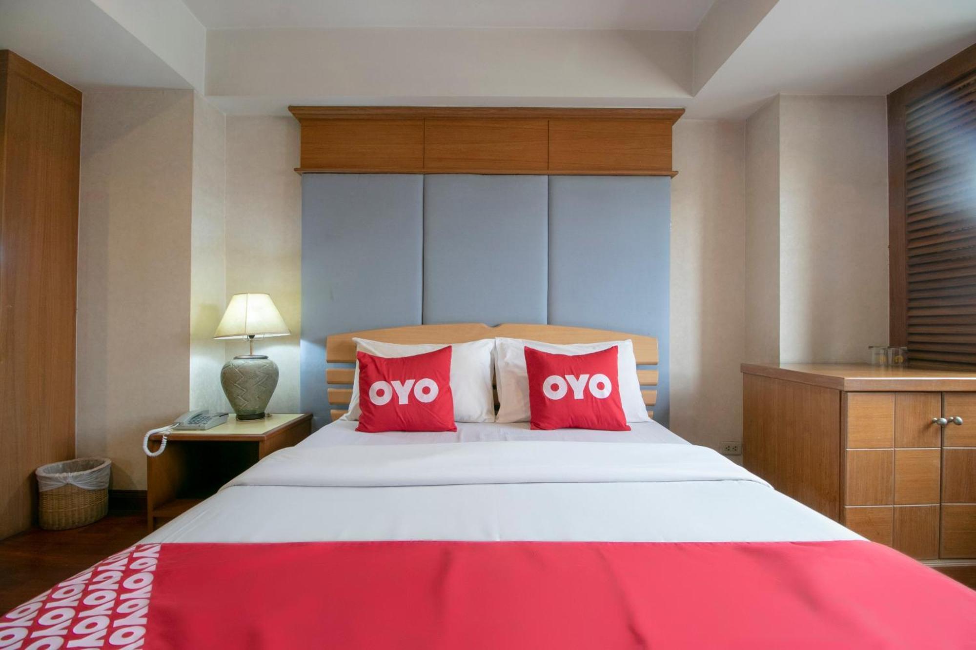 Oyo 75385 ホテル ウィン ロン【スタッフワクチン接種済み】 バンコク都 エクステリア 写真