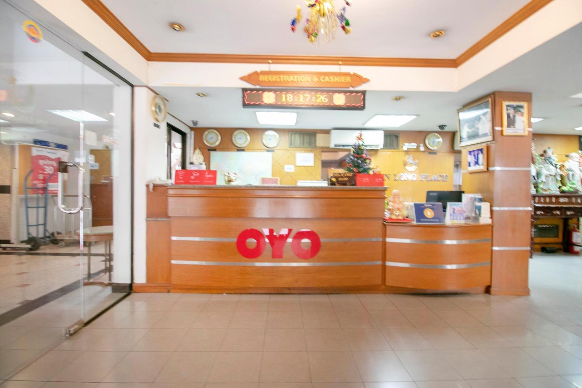 Oyo 75385 ホテル ウィン ロン【スタッフワクチン接種済み】 バンコク都 エクステリア 写真